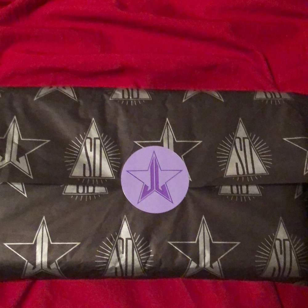 Conspiracy Pallete